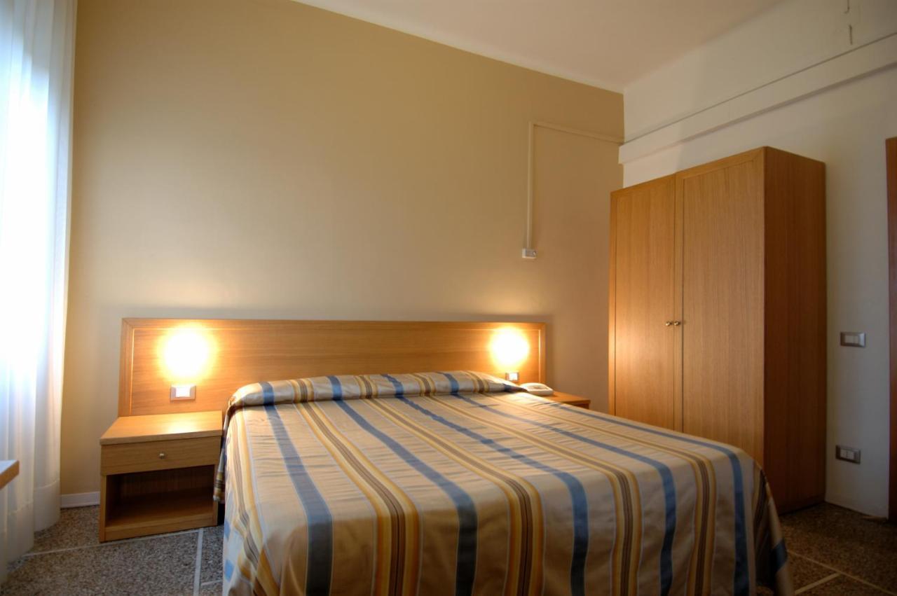 Hotel Moderno ปิซา ห้อง รูปภาพ