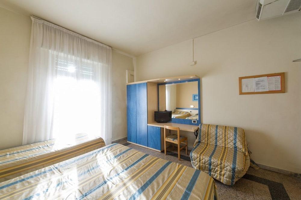 Hotel Moderno ปิซา ภายนอก รูปภาพ